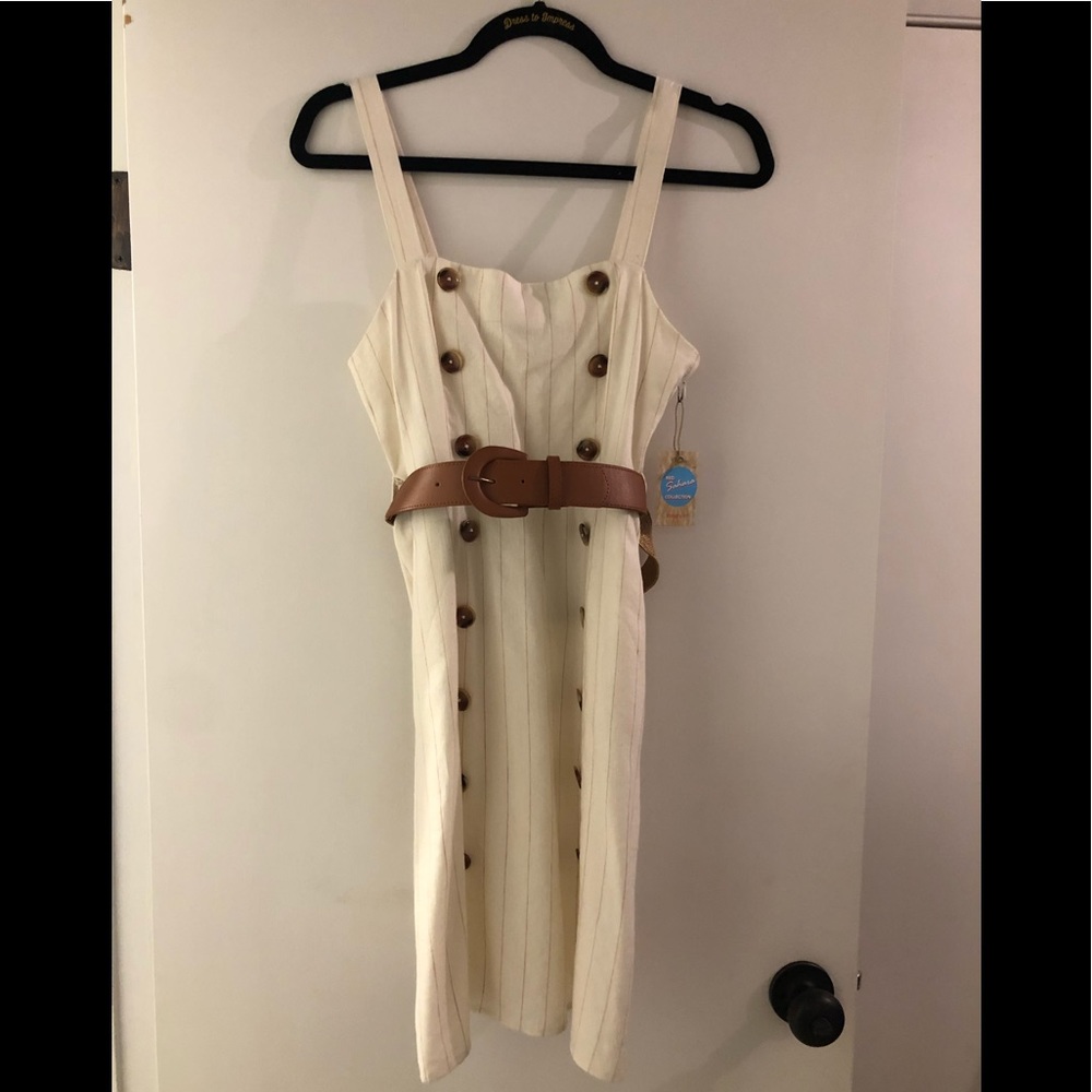 Belted button linen dress